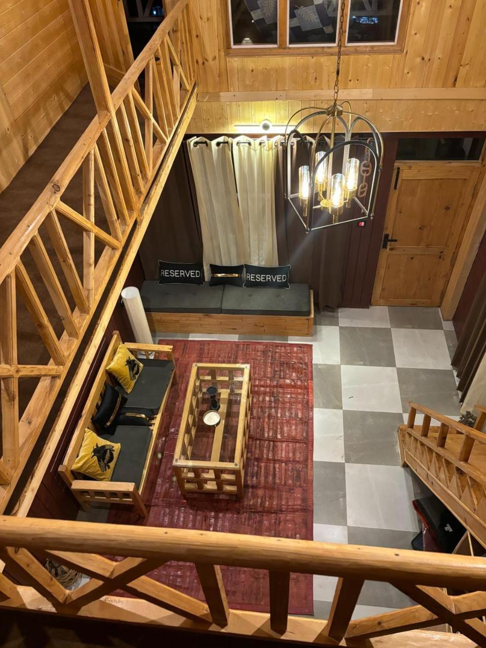 Soho House Apartment Jibhi Luaran gambar