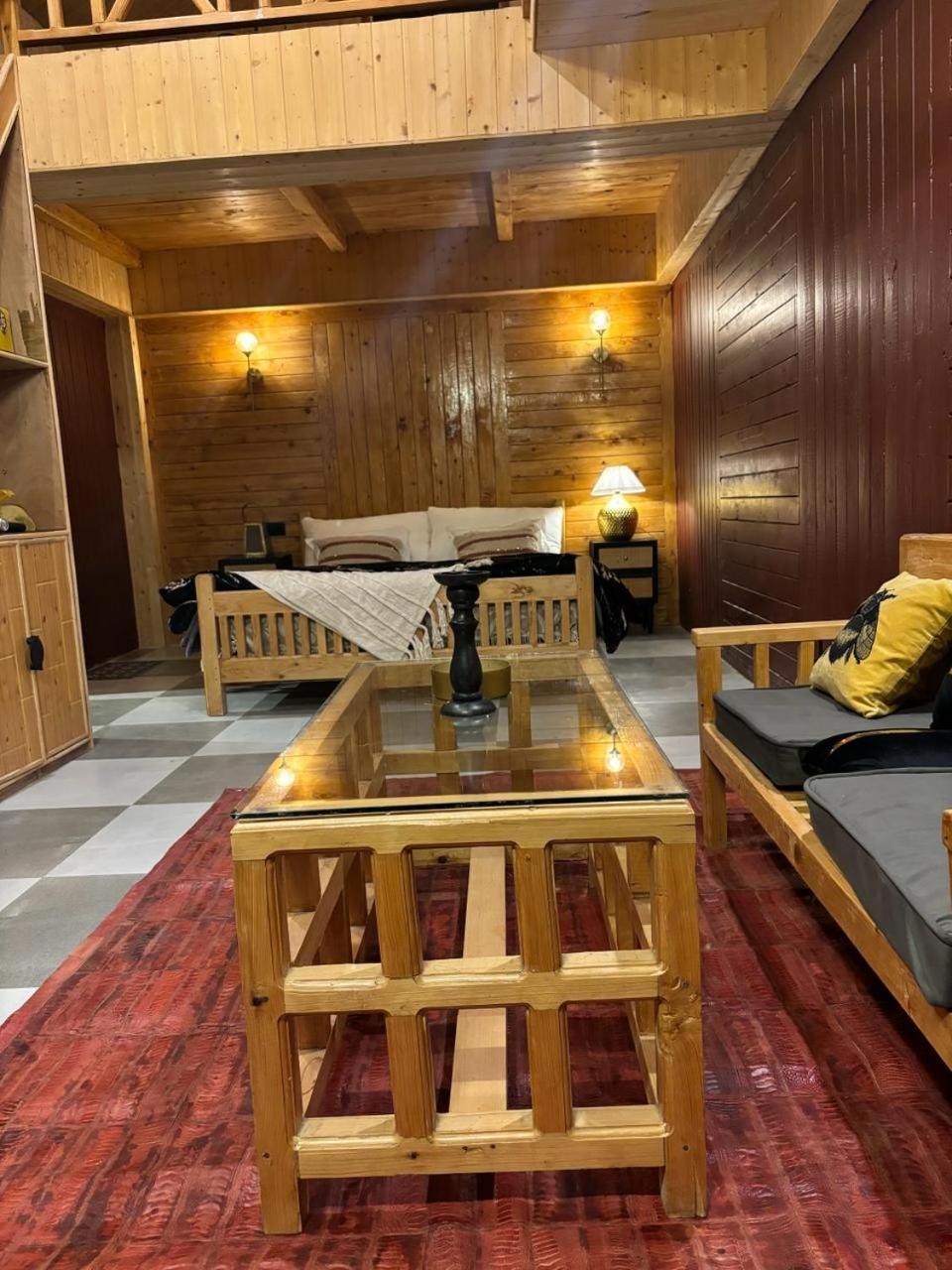 Soho House Apartment Jibhi Luaran gambar