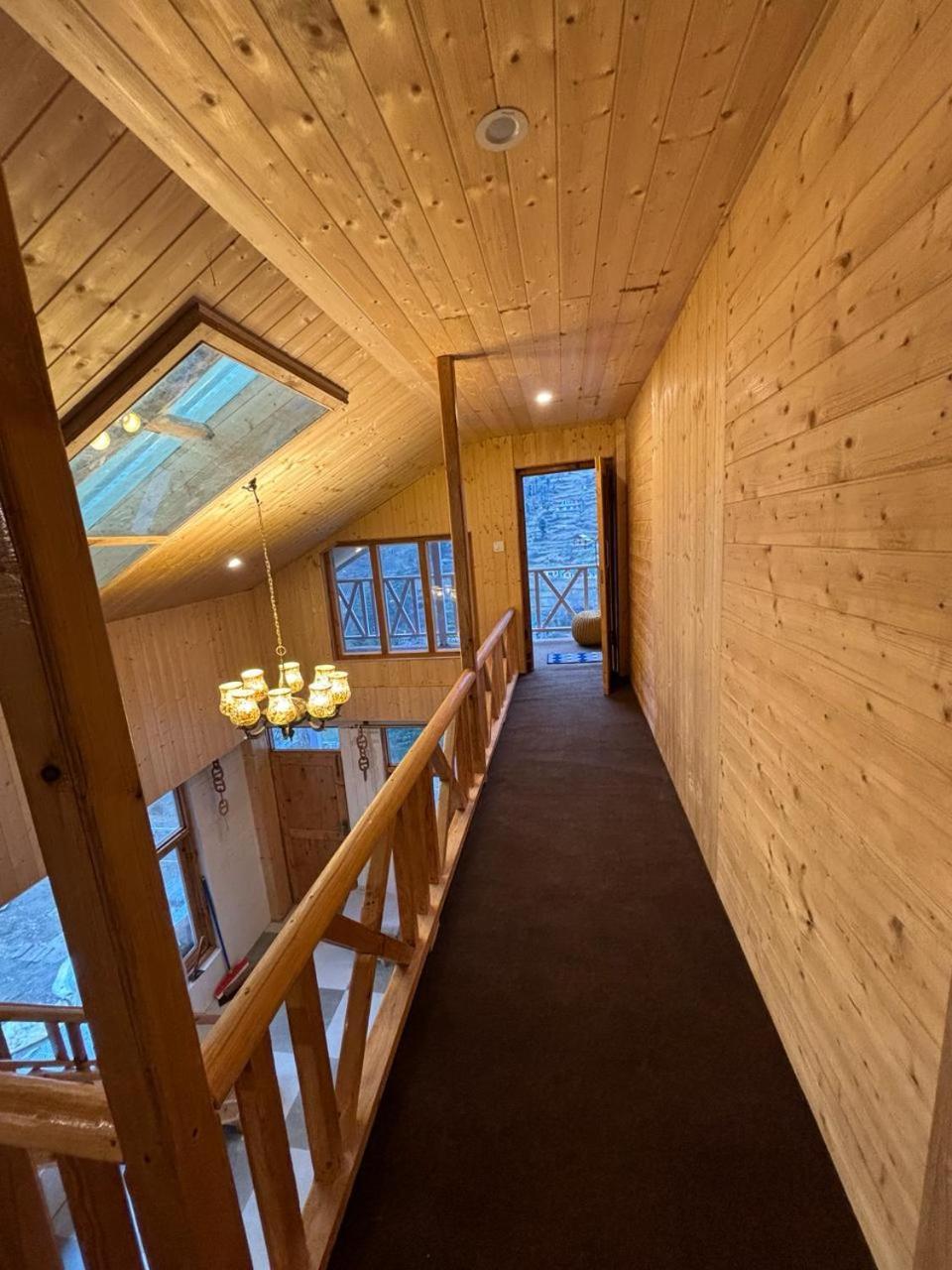 Soho House Apartment Jibhi Luaran gambar