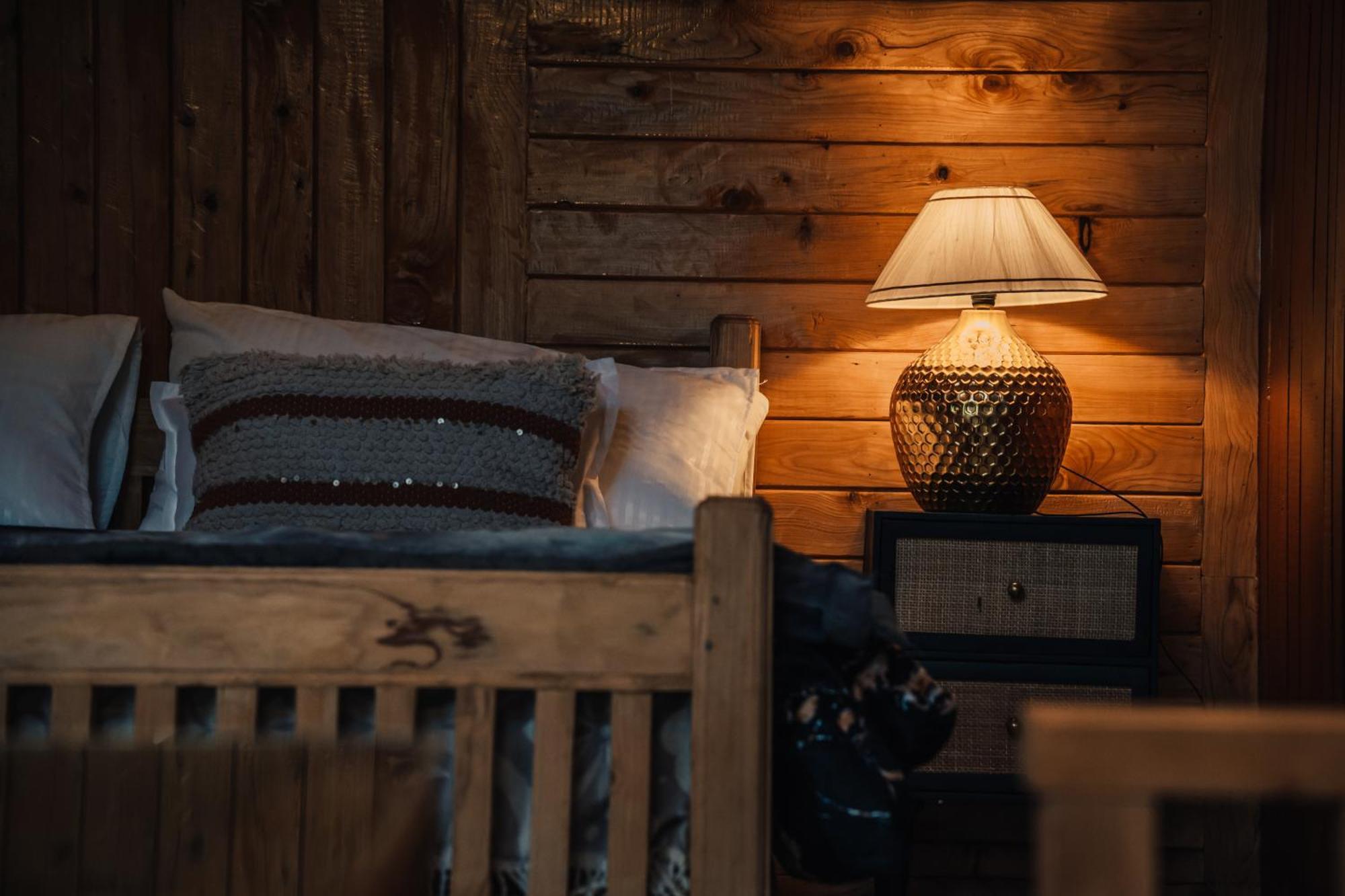 Soho House Apartment Jibhi Luaran gambar