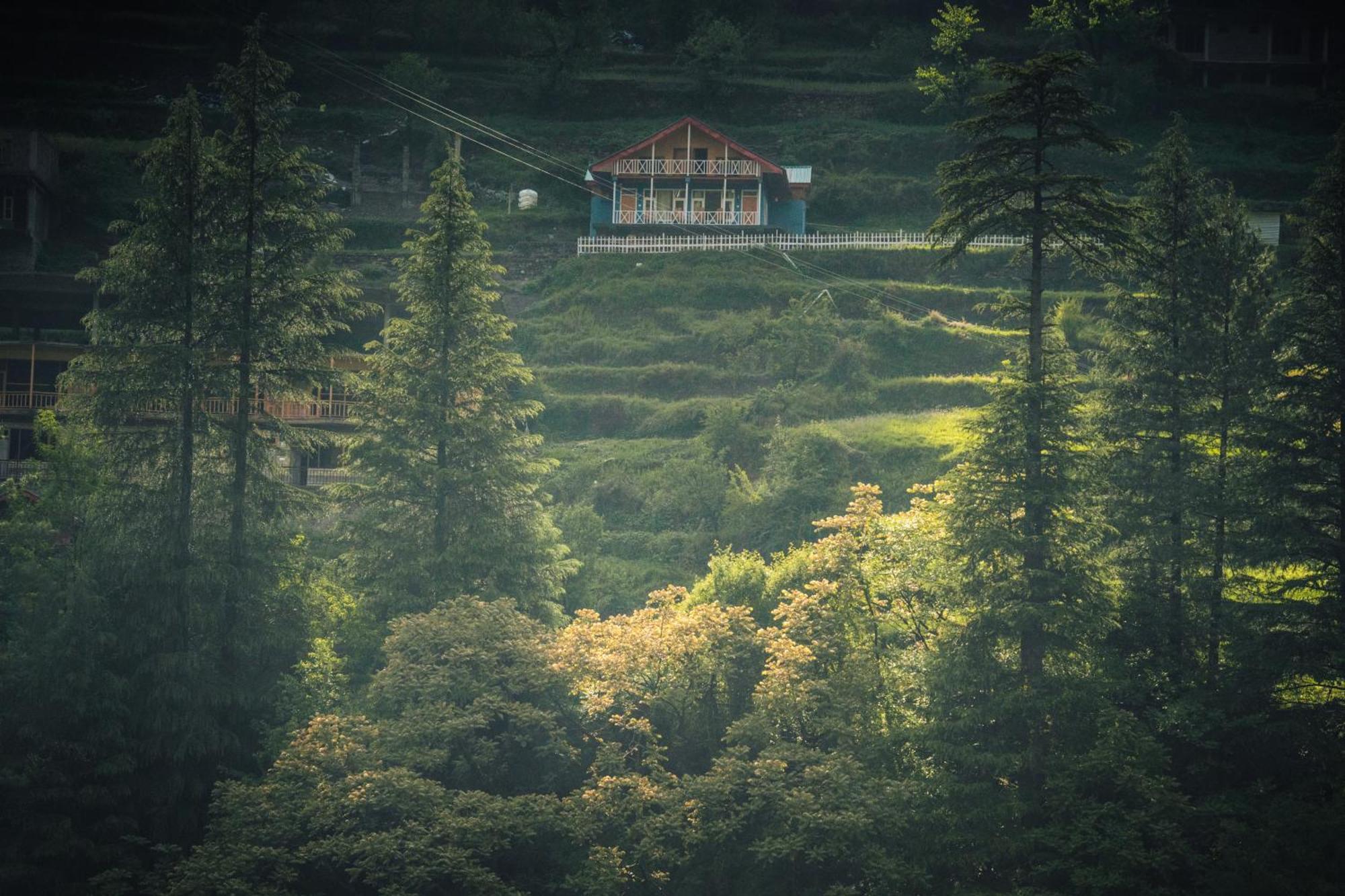 Soho House Apartment Jibhi Luaran gambar